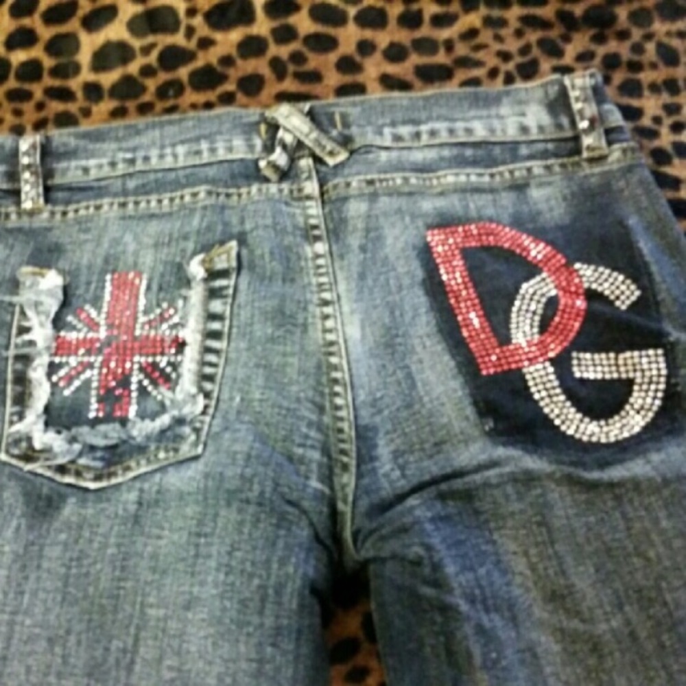 Authentic D&G size 32 button fly jeans